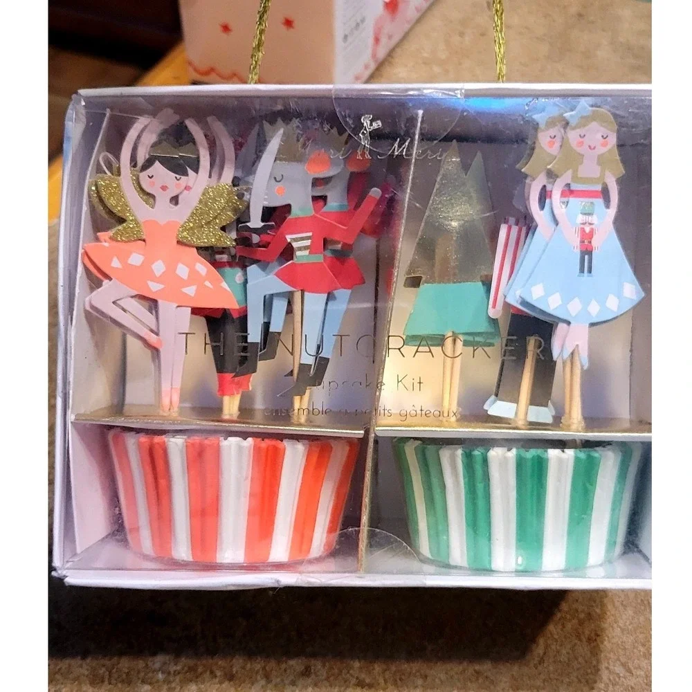 Meri Meri Nutcracker Cupcake Kit 24 Toppers 24 Cases Party Decor